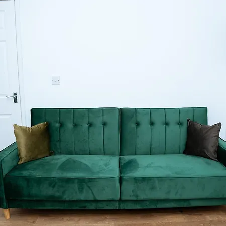 Great Away From In Leeds Close To Apartment *