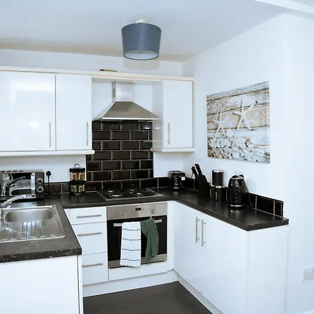 Great Away From In Leeds Close To Apartment *